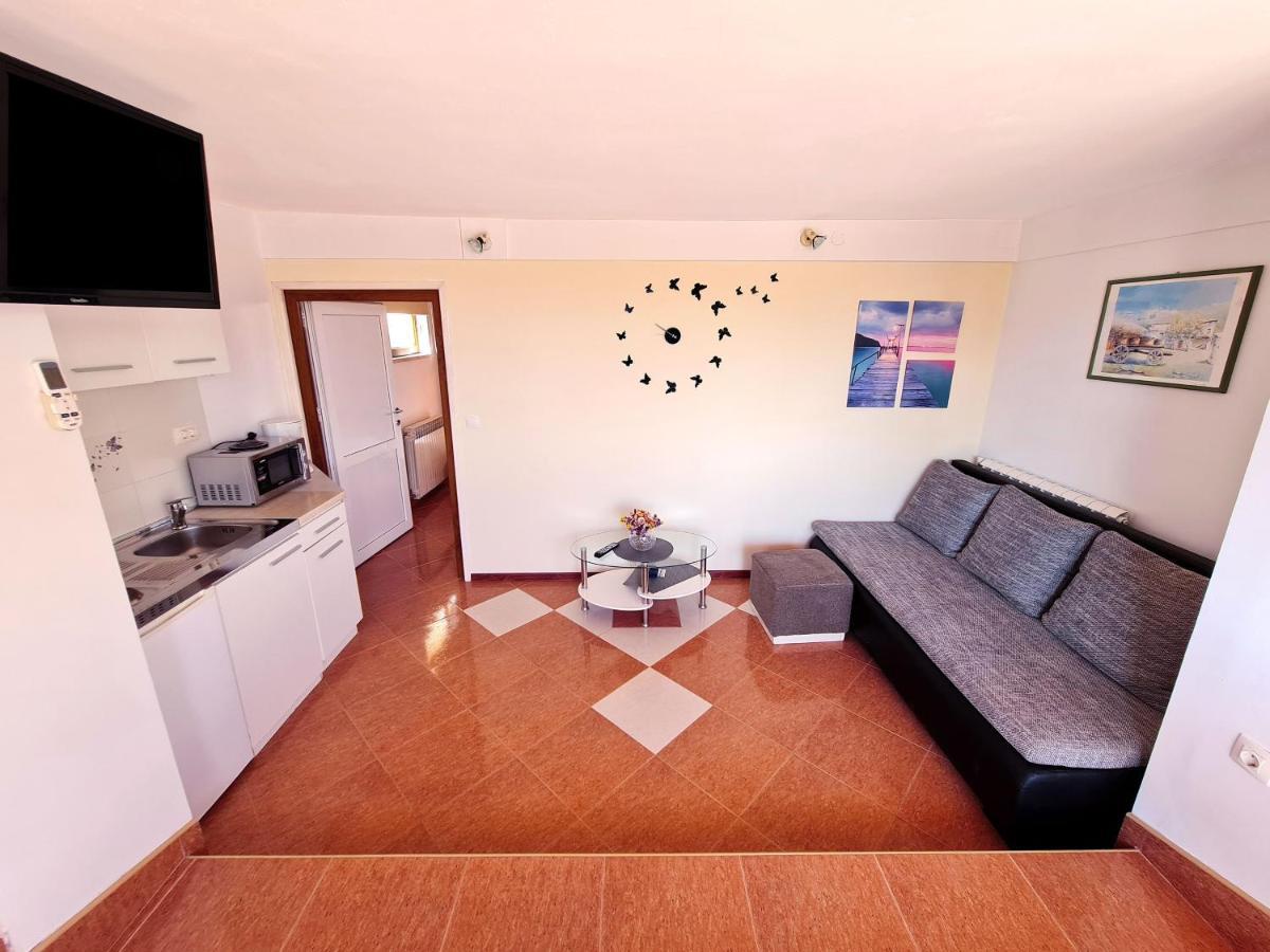 Guesthouse Casa Barbaro Rovinjsko Selo Bagian luar foto